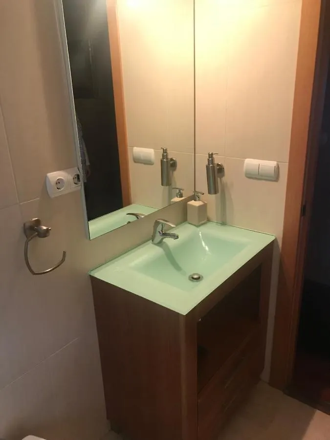 Habitacion Doble Independiente Con Bano Compartido Grenada Kwatera prywatna